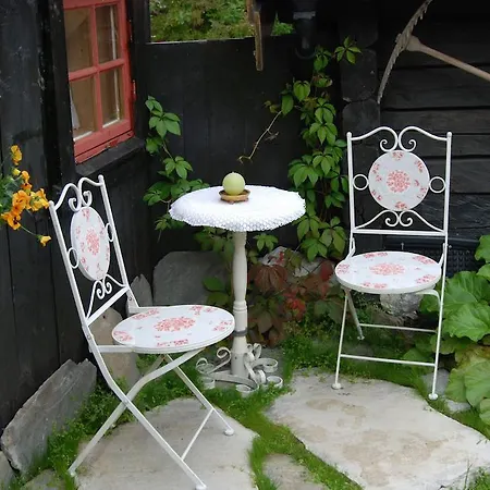 شقة Regnbuegarden *