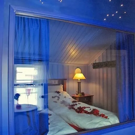 شقة Regnbuegarden *